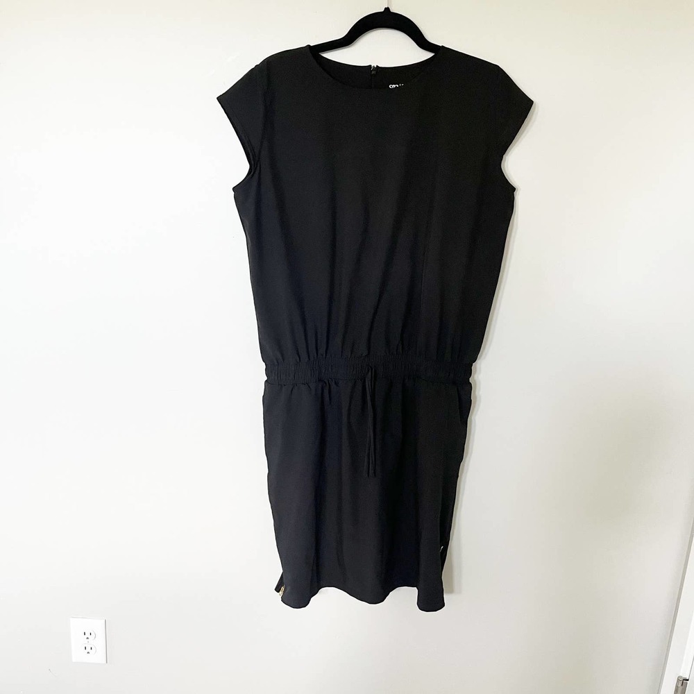 Albion Black Cap-Sleeve Drawstring Waist Dress
